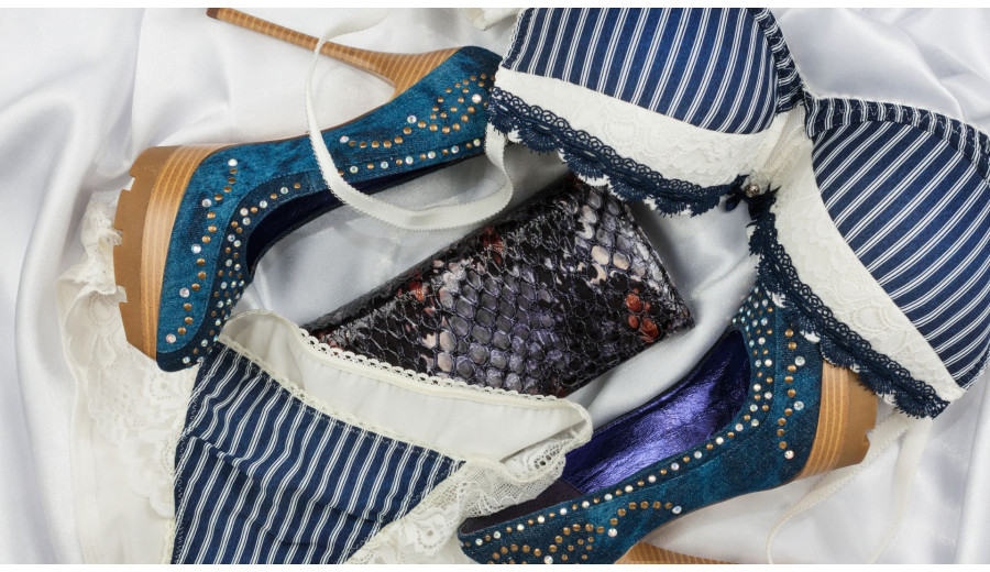 Pet Play and Restraints...